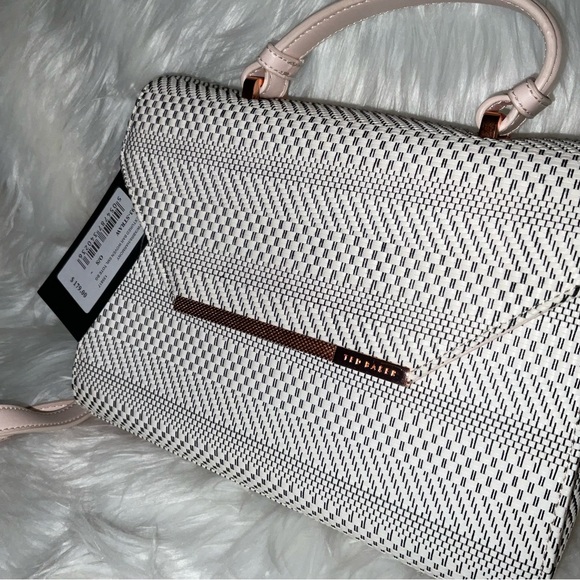 ❣️NWT Stunning TED BAKER LONDON❣️ - Picture 4 of 13